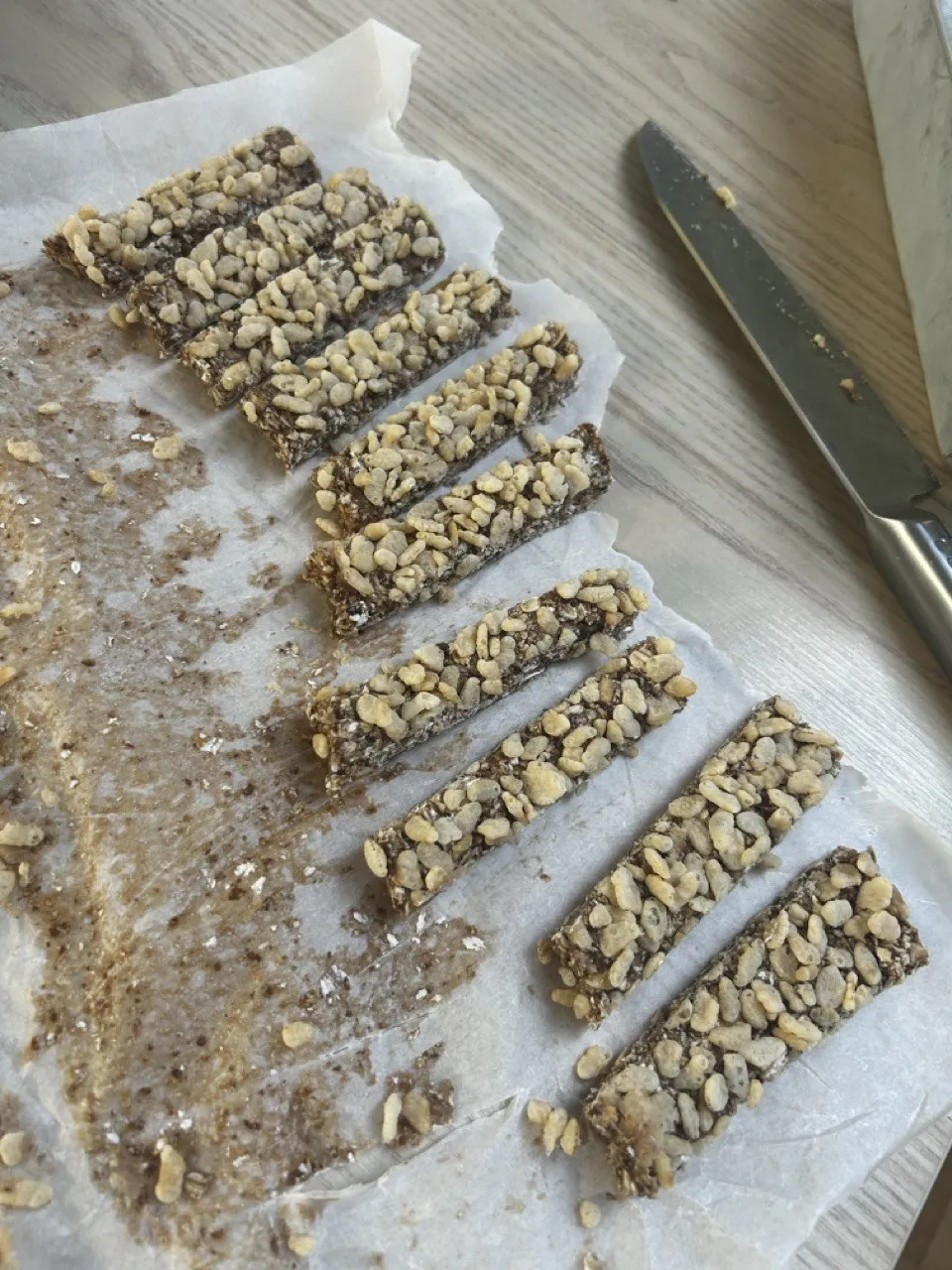 Nut bars after slicing